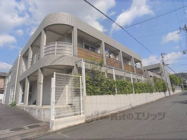 パインフィールド北白川２外観写真1