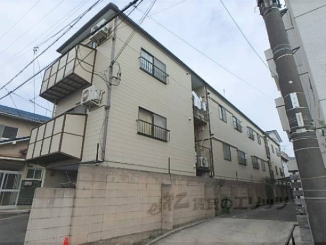 片山ハイツ外観写真1