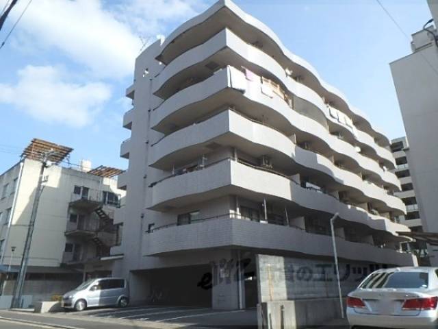 パールシャトー外観写真1