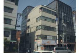 ウェル烏丸七条外観写真