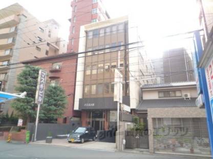 マスギビル外観写真1