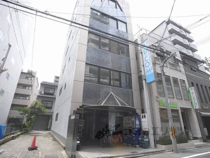 ＡＤ・ＣＯＭ　ＢＬＤＧ外観写真1