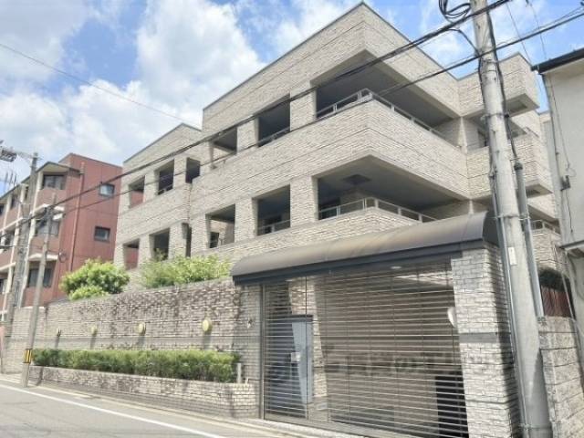 ドムス鴨川外観写真2