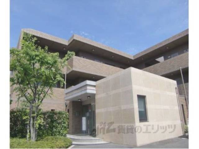 ヴェルデュール外観写真1