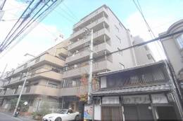 アマデウス麩屋町二條外観写真