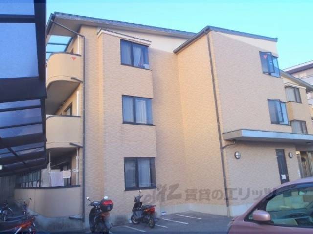 メゾンドムラジ２外観写真2