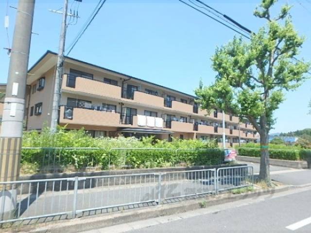 レオ・中臣外観写真1