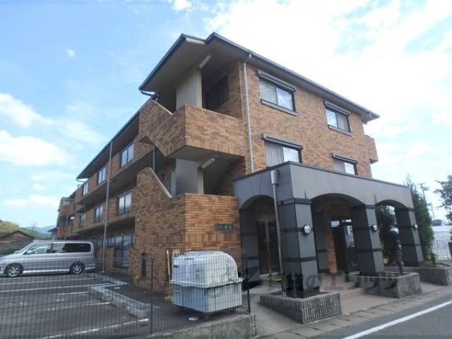 レスト蟹ヶ坂外観写真2