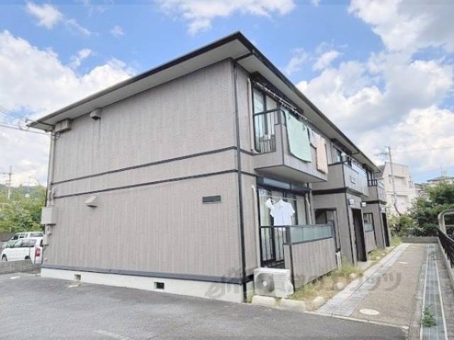 コンフォール鳴滝外観写真1
