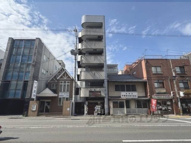 ビバ丸太町外観写真2