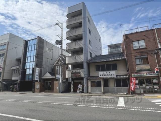 ビバ丸太町外観写真3