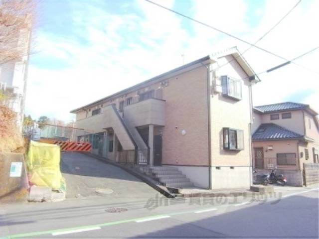 メゾン岩佐外観写真1