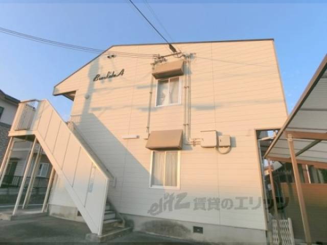 ブルーレイクＡ外観写真3