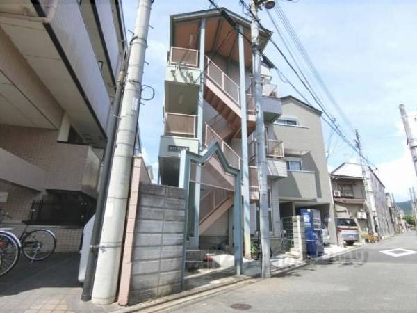 013982の外観写真