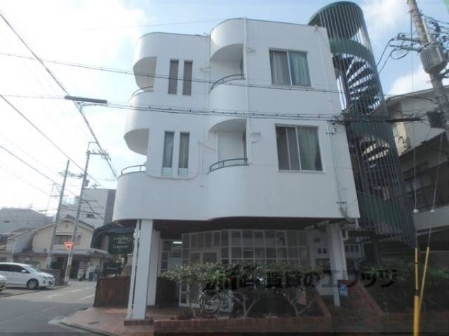 モナドハイツ外観写真2