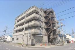 ＴＲＯＳＳ外観写真