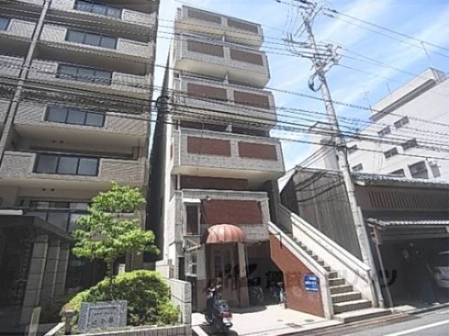 ＲＯＹＡＬ　ＳＨＩＰ外観写真1