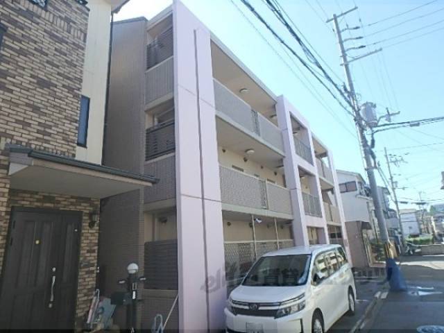 テル・サーティーン外観写真2