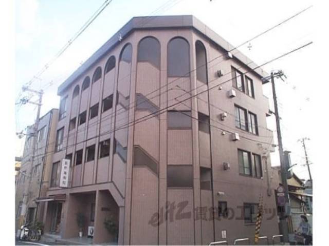 シャトー葛野外観写真1