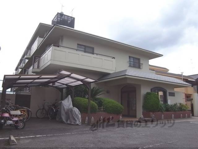 シャンポール蘭外観写真1