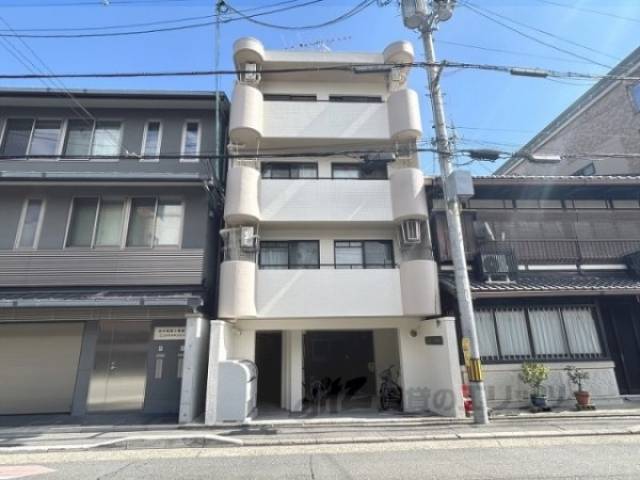 シャルム西洞院外観写真1