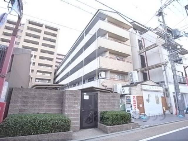 ヴィラ伏見外観写真1