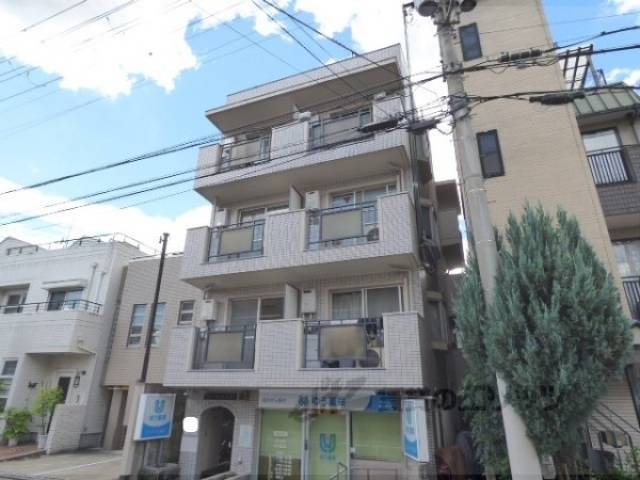 カーナハイツ外観写真1