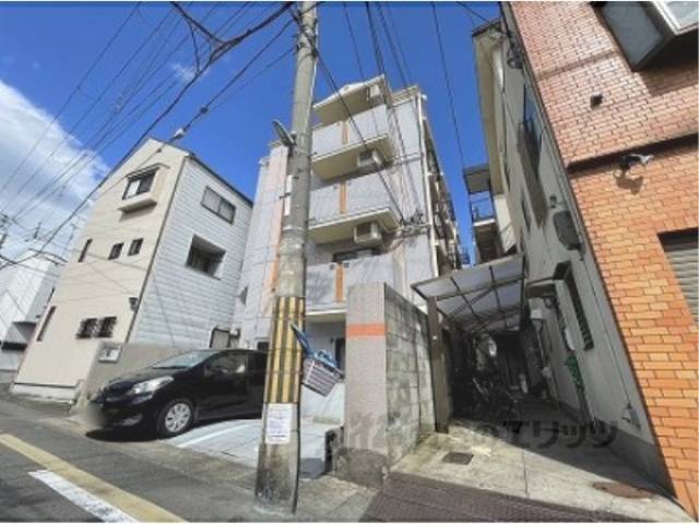 ロイヤルハウスＬ外観写真2