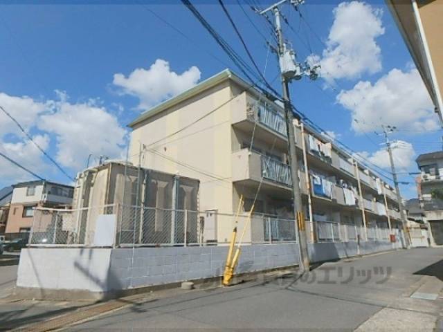 コ―ポ嵯峨野外観写真1