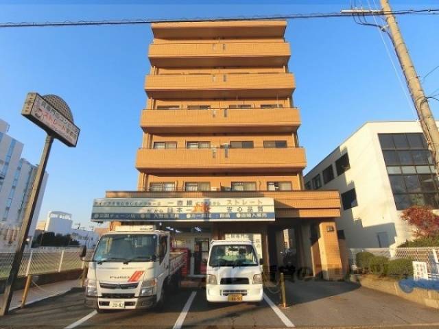 ロイヤルコーポ洛南外観写真3