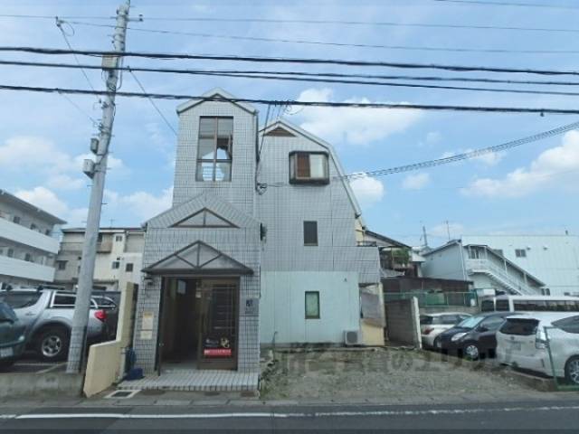 プレアール勧修寺外観写真1