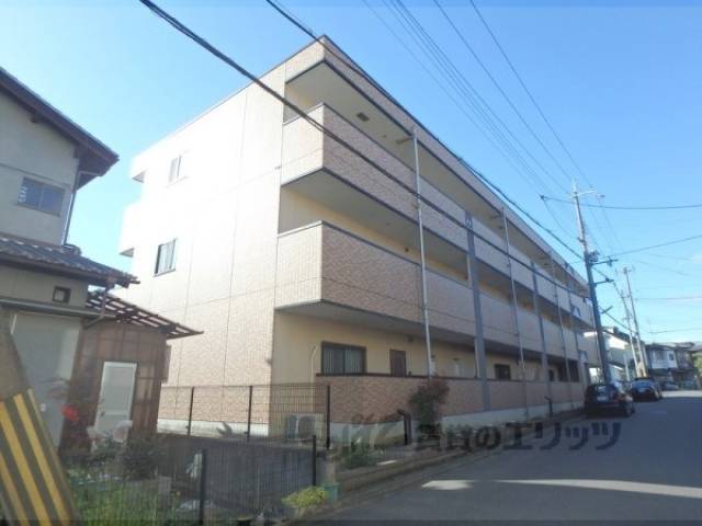 シャルマングレーヌ外観写真1