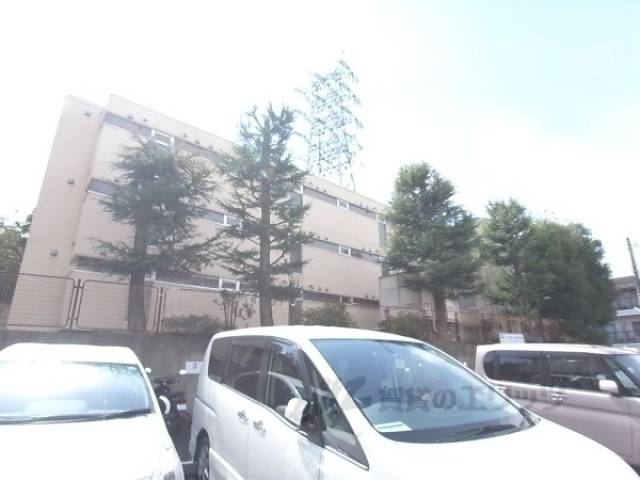 ロイヤルハイツナカムラ外観写真3