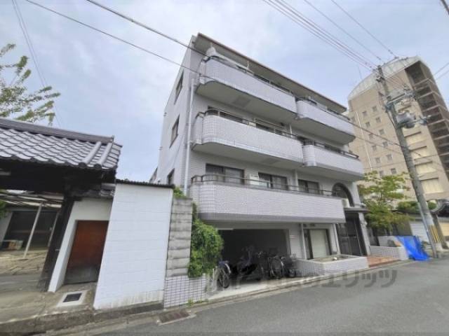 ロイヤルビーブル外観写真2