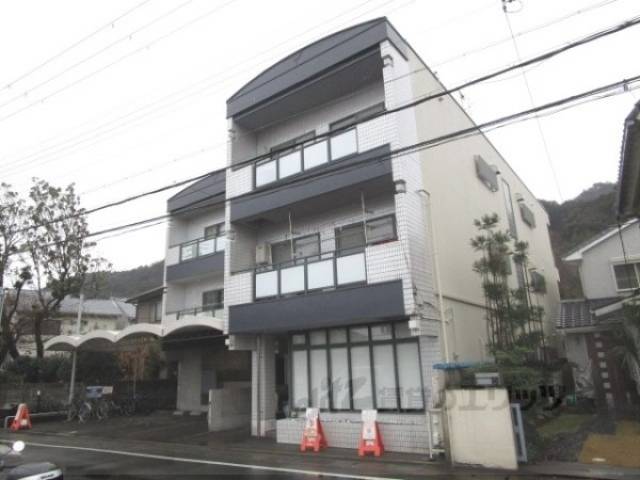 グレース嵐山外観写真1