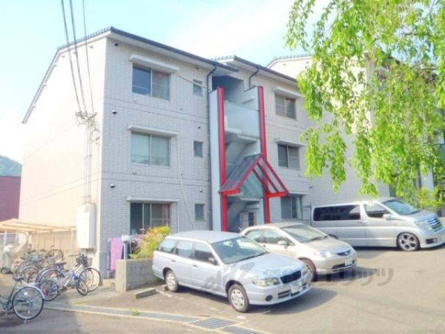 シャトー岩松外観写真1