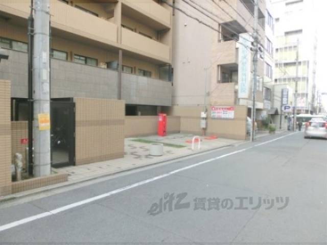 リバティ四条烏丸外観写真3