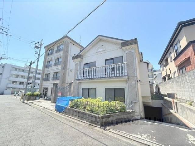 ロイヤルハイツ白川外観写真3