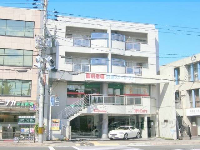 ブローエ・ブラン外観写真1