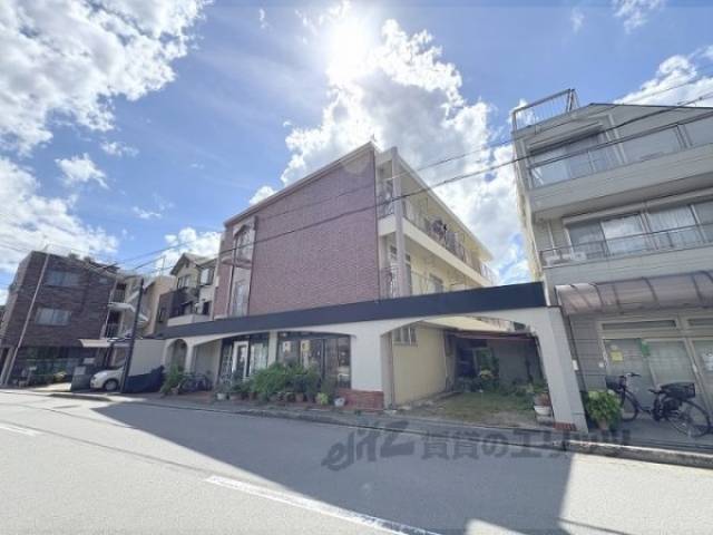 カサブロンセ外観写真3