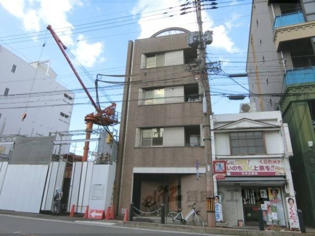 ユニヴェール外観写真2
