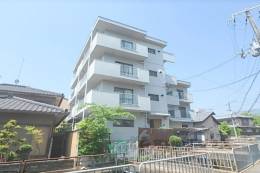 ハイツ嵯峨野外観写真