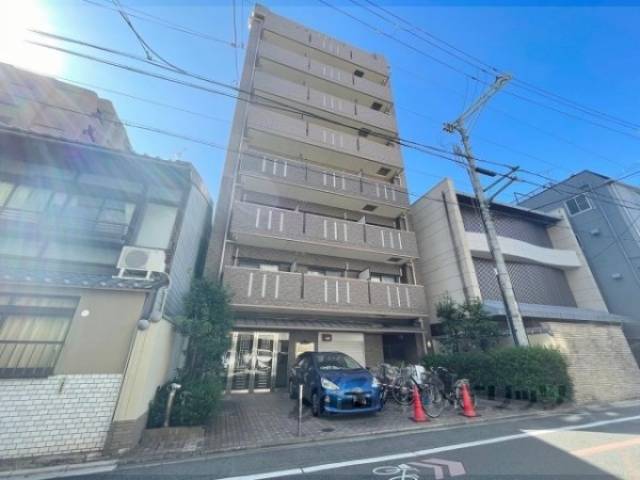 ベラジオ二条城前外観写真1