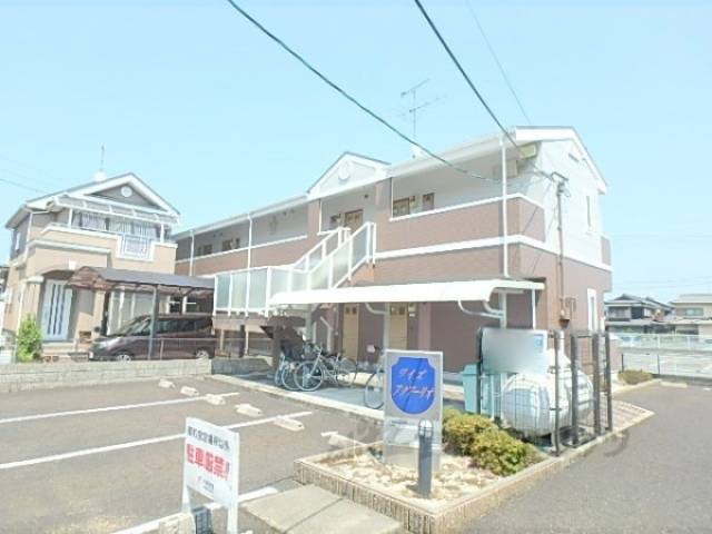 ワイズアクアーリオ外観写真1