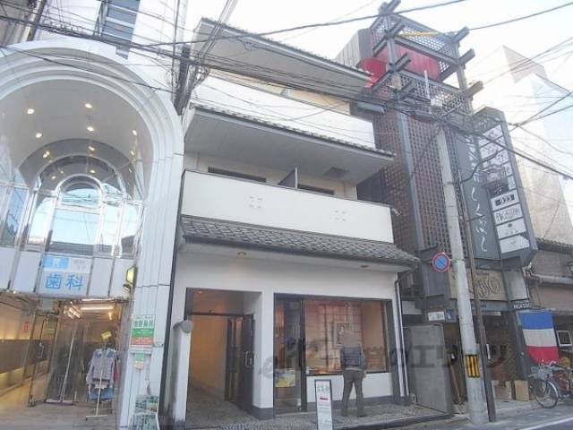 エクセタ・コート外観写真1