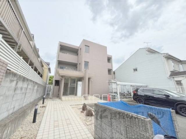 ピュア１２外観写真1