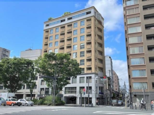 ライフプラザ烏丸御池外観写真2