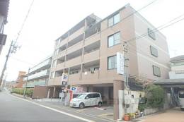 フォートレス朱雀野外観写真