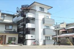 ヴィラ本間１外観写真