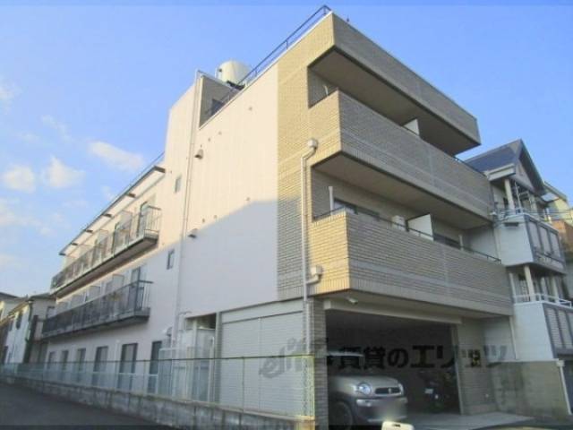 ドムス松ヶ崎外観写真1